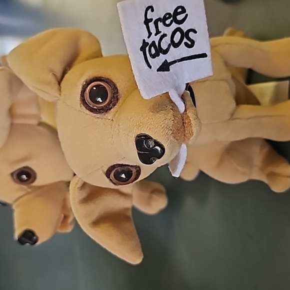 4 Tocco Bell dogs. Very good used condition Adorable little‎ guys. - Picture 3 of 7